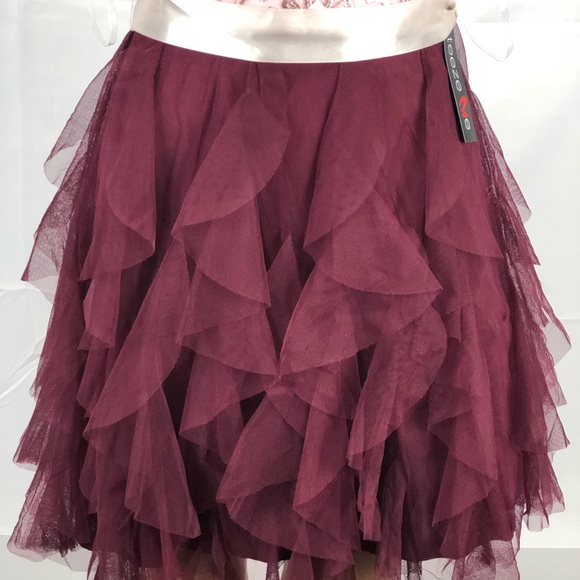 Teeze Me Juniors party dress MSRP $89 - Picture 3 of 5